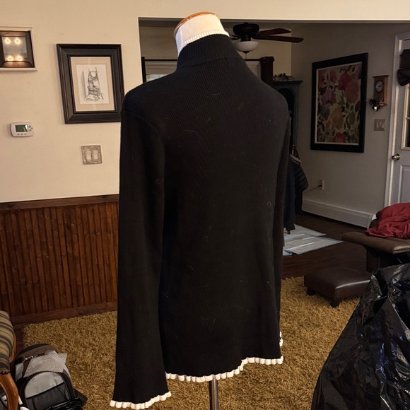Calvin Klein Black Turtleneck Sweater white ruffle trim at neck cuffs bottom XL - Picture 6 of 8